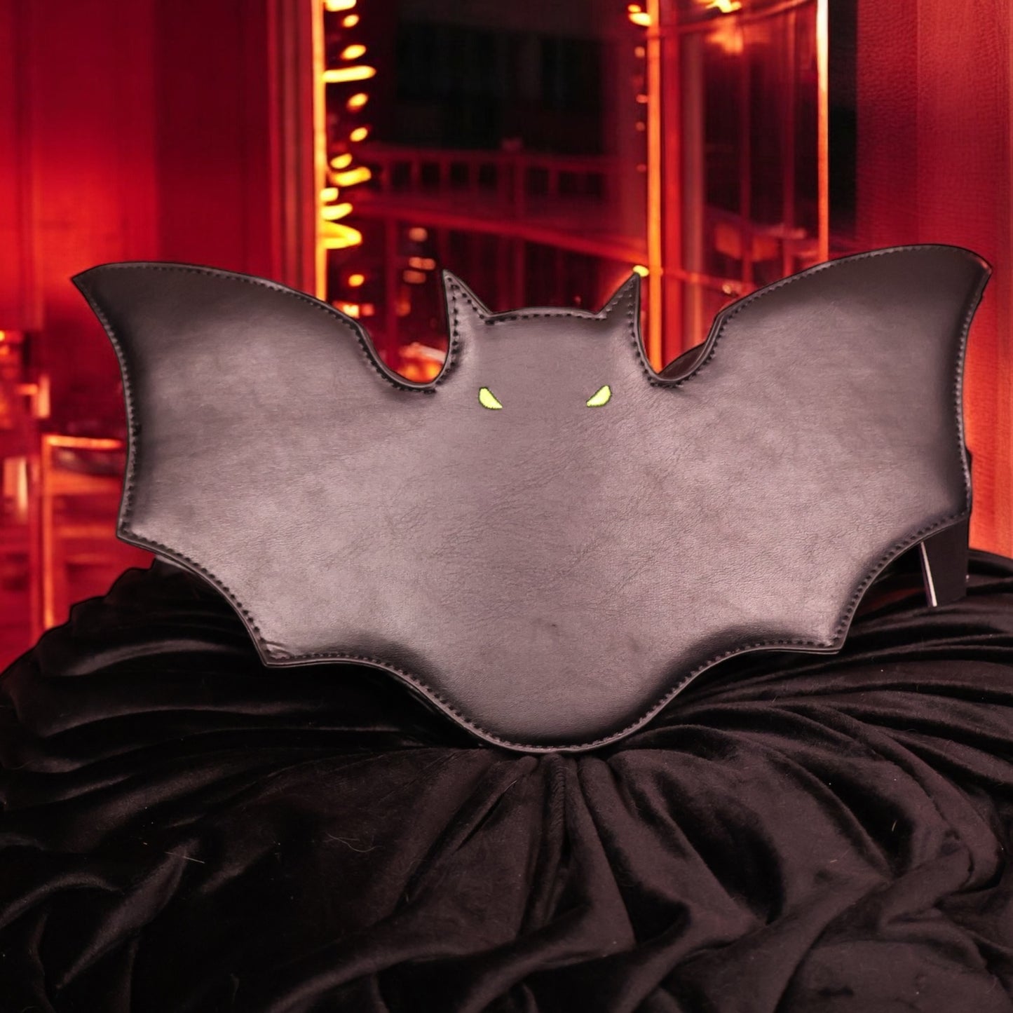 Bat Whisper | Bolso con DIseño Murciélago Nocturno