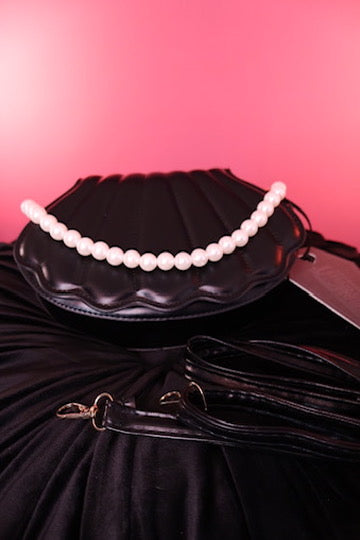 Ethereal Pearl | Bolso de Mano Elegante con Cadena de Perlas