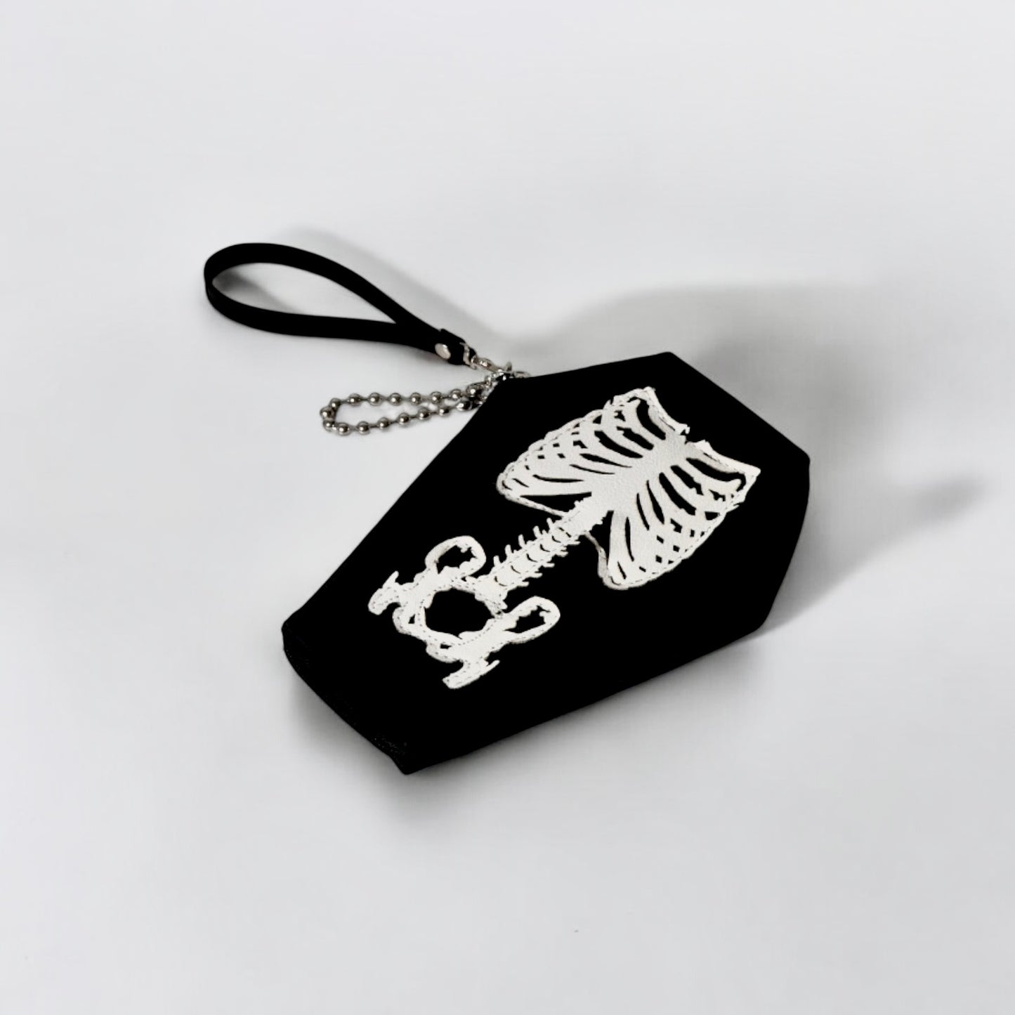 Bone Cathedral | Cartera de Ataúd con Diseño Esqueleto